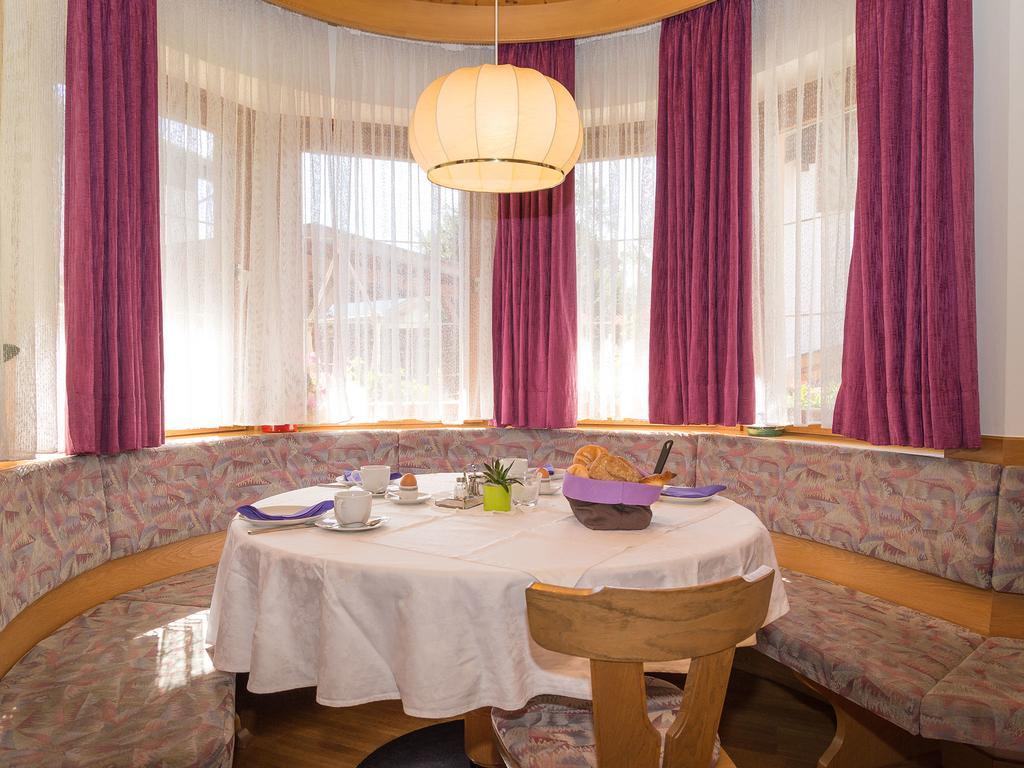 Haus Elisabeth Hotel Nova Ponente Luaran gambar