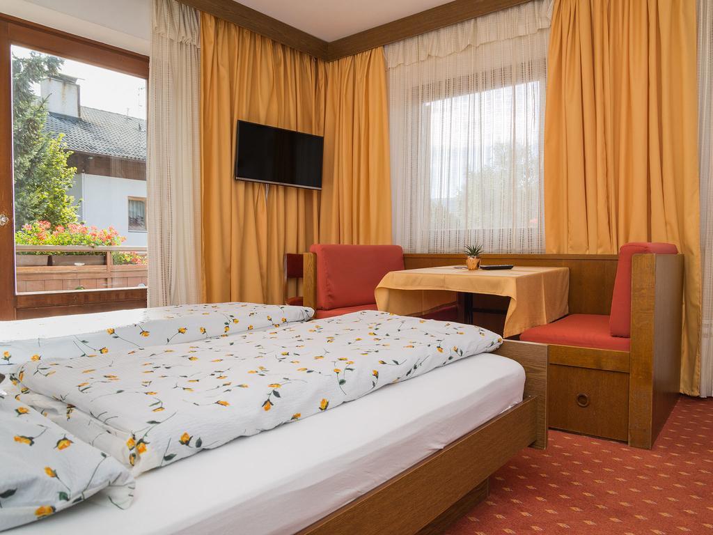 Haus Elisabeth Hotel Nova Ponente Luaran gambar