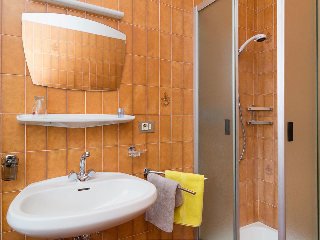 Haus Elisabeth Hotel Nova Ponente Luaran gambar